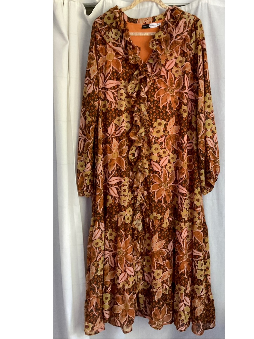 🐥 Boho Floral Ruffle Maxi Dress